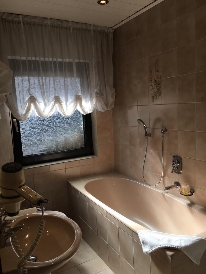 Gasthof Zur Sonne Winzenhohl Hösbach المظهر الخارجي الصورة